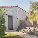 De La Barriere Holiday home *
